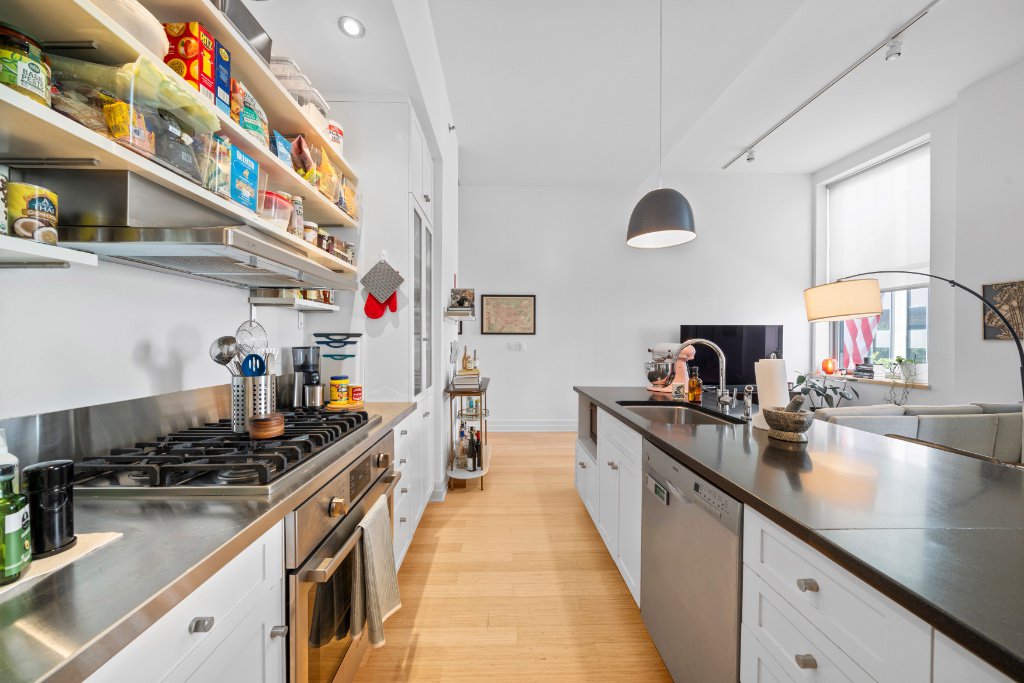 110 Livingston Street, Unit 4F photo 3