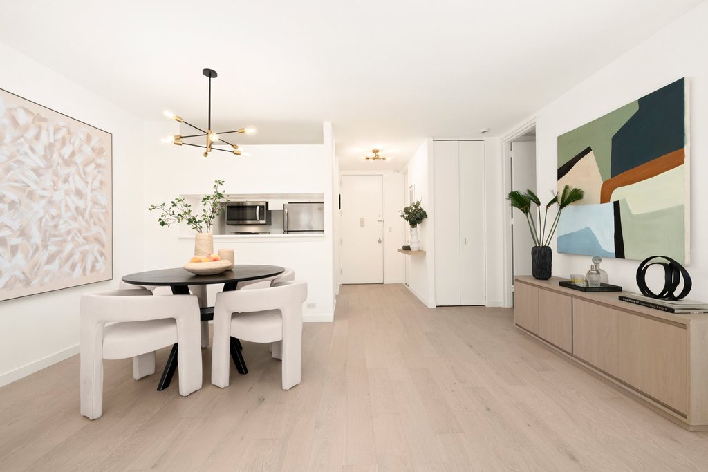 235 East 40th Street, Unit 6C photo 7