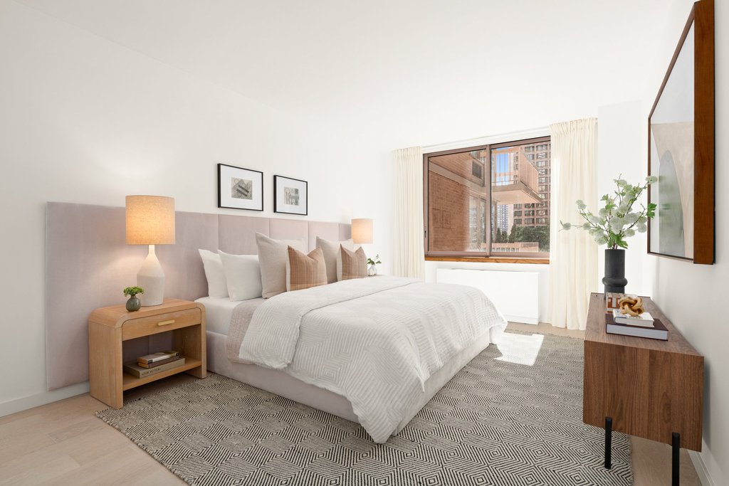 235 East 40th Street, Unit 6C photo 10