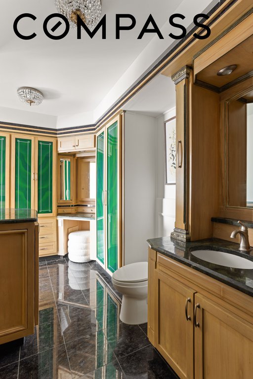 422 East 72nd Street, Unit 28D photo 10