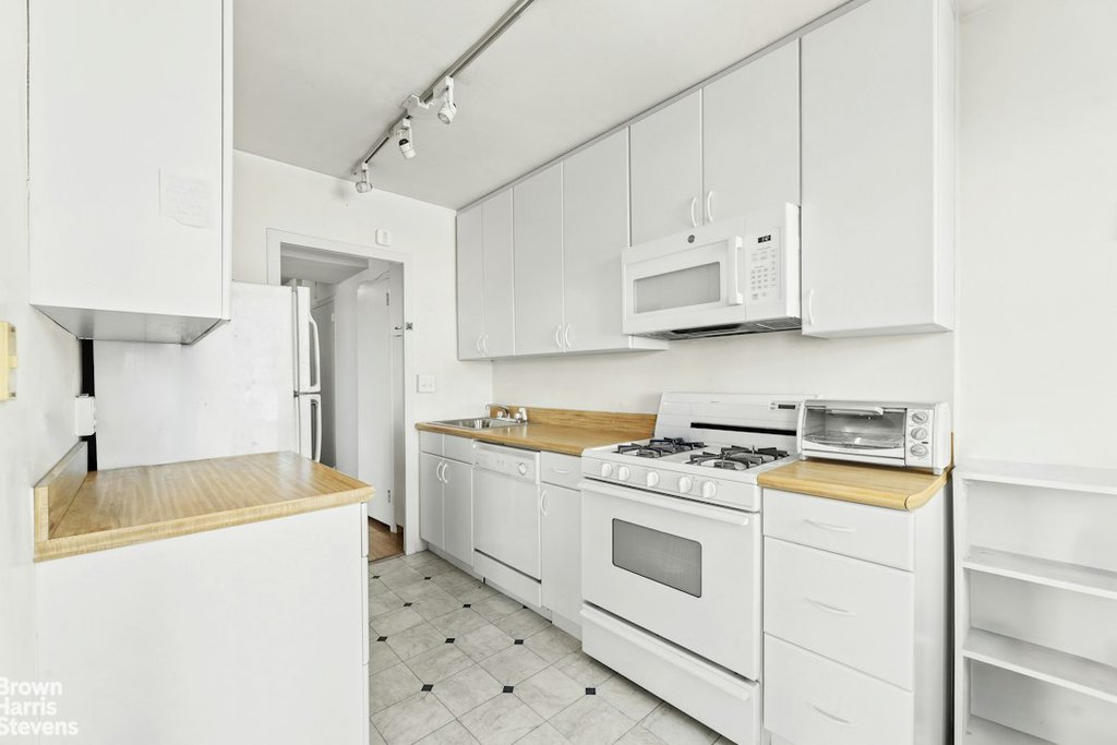 549 West 123rd Street, Unit 21C photo 6