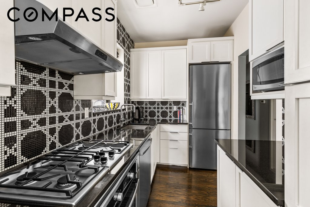 422 West 20th Street, Unit 5G photo 5