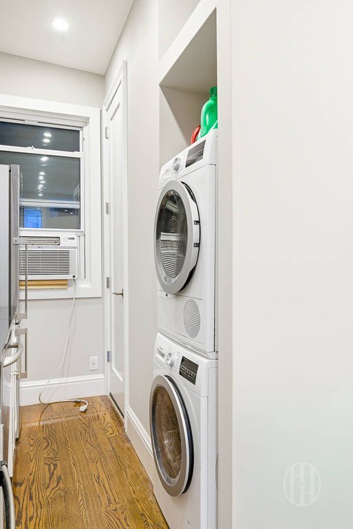 113 Christopher Street, Unit 2A photo 5