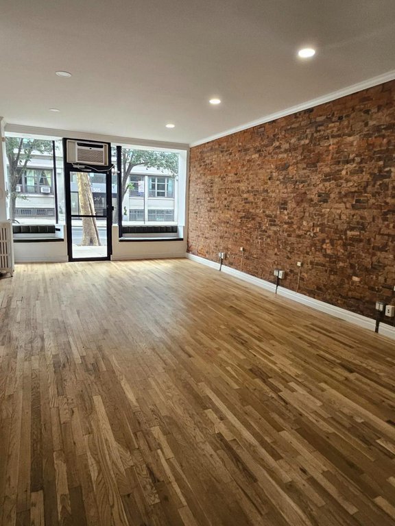 530 Court STREET, Unit STORE photo 3