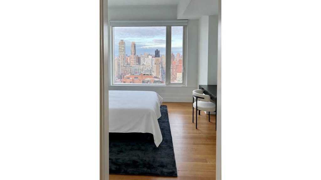 252 East 57th Street, Unit 44B photo 4