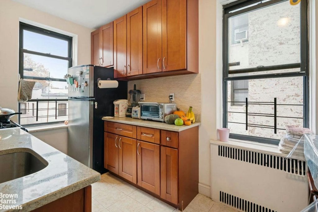 98-120 Queens Boulevard, Unit 3G photo 5
