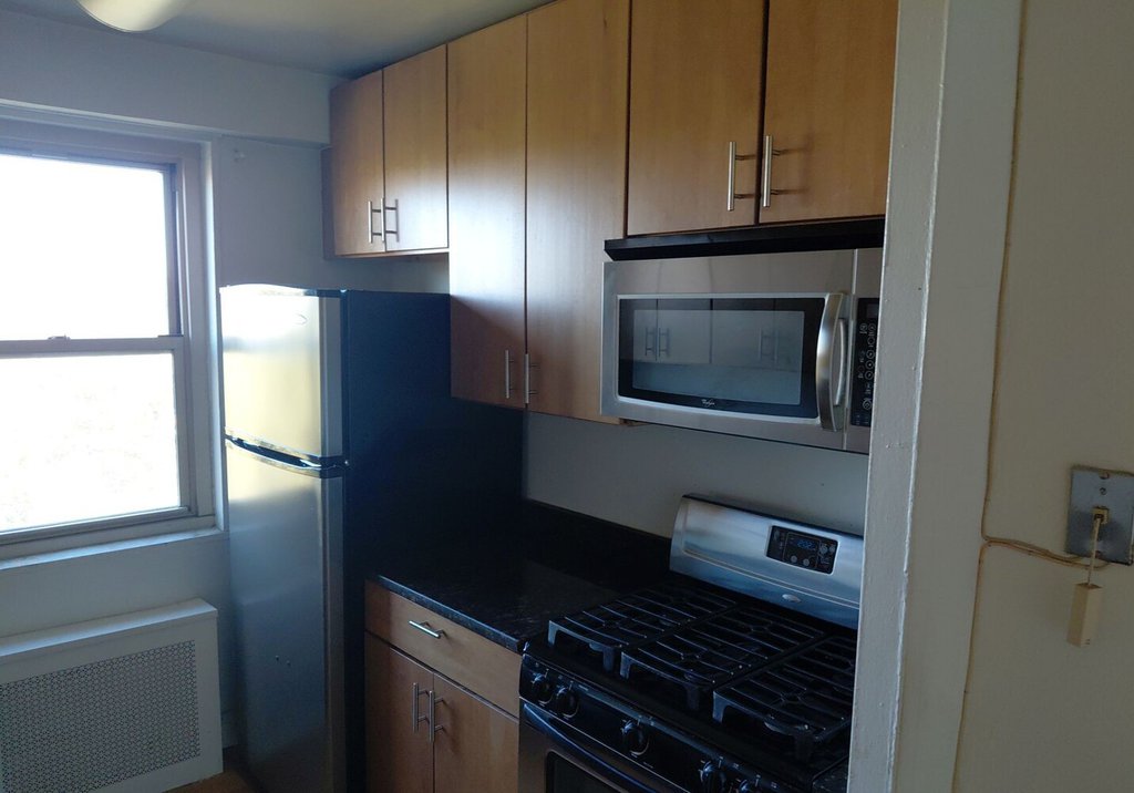 1019 Van Siclen Avenue, Unit 97L photo 4