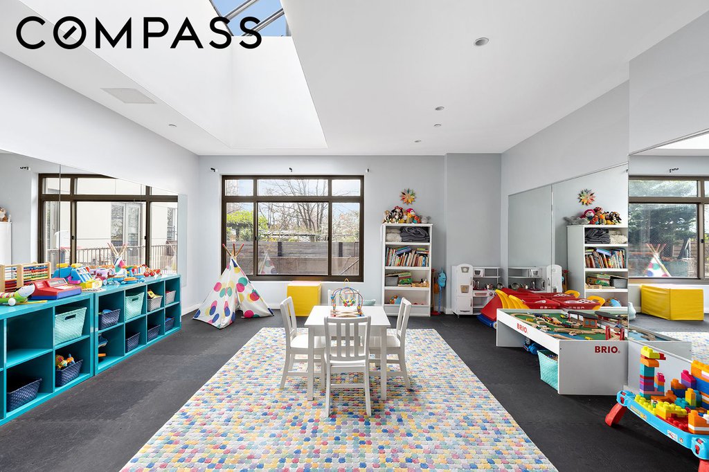 500 Fourth Avenue, Unit 6D photo 12