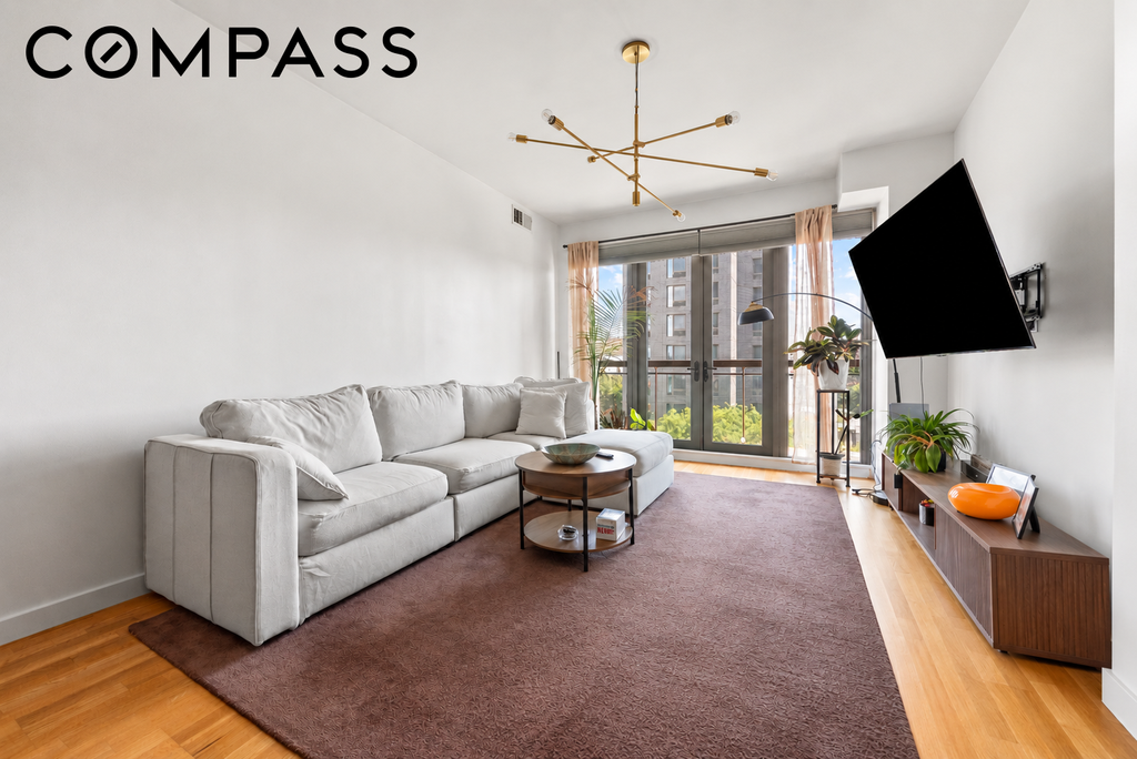 500 Fourth Avenue, Unit 6D photo 14