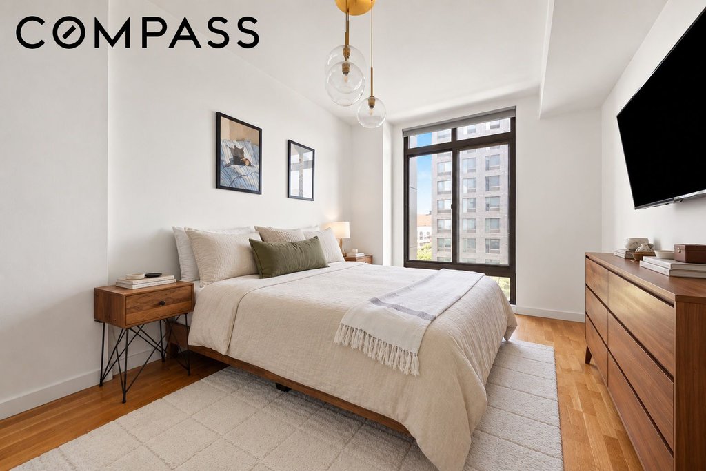 500 Fourth Avenue, Unit 6D photo 17