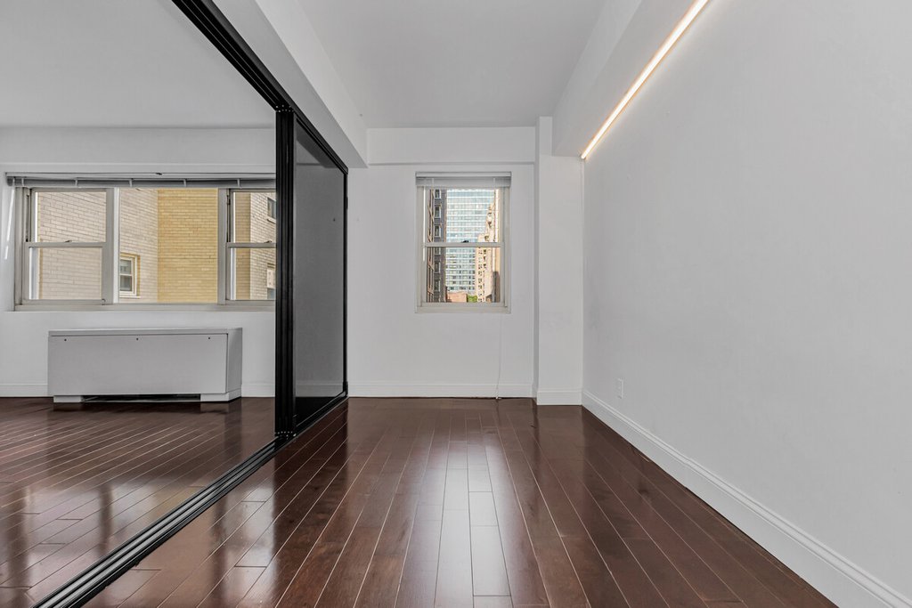 345 East 56th Street, Unit 5B photo 9