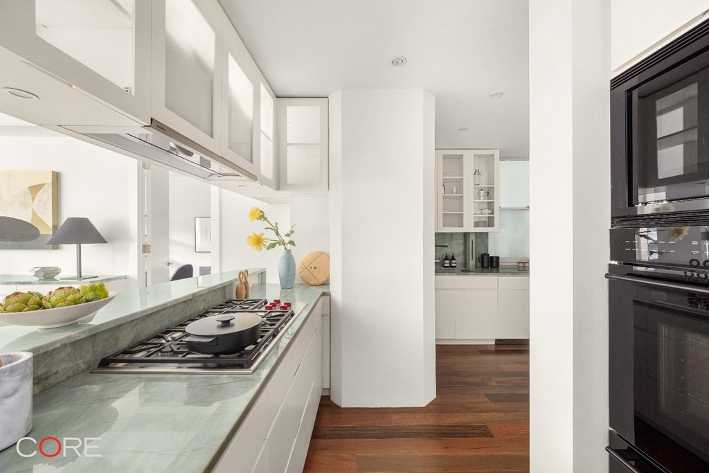 39 Fifth Avenue, Unit 5CD photo 8