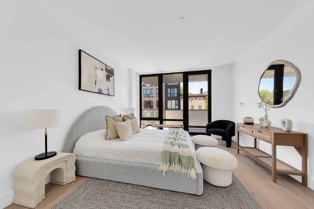 1152 Lafayette Avenue, Unit 4A photo 4
