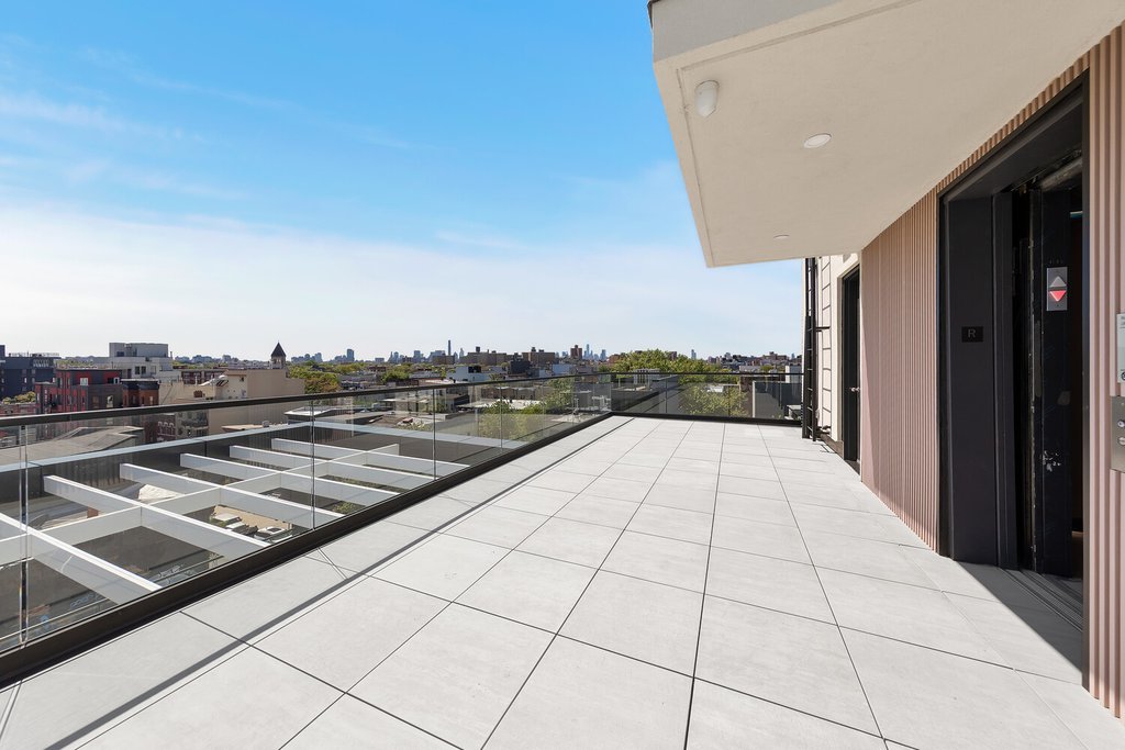 1152 Lafayette Avenue, Unit 4A photo 9