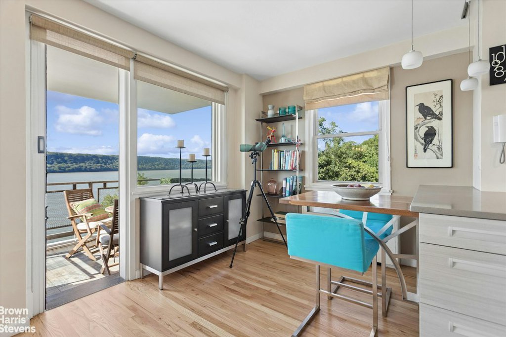 2621 Palisade avenue, Unit 1C photo 4