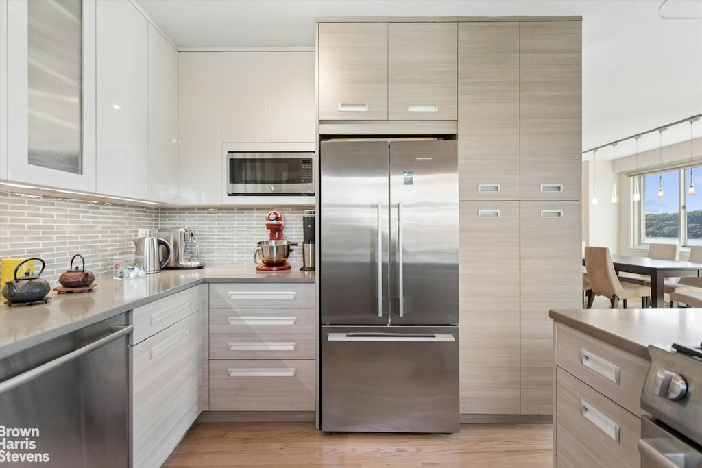 2621 Palisade avenue, Unit 1C photo 8