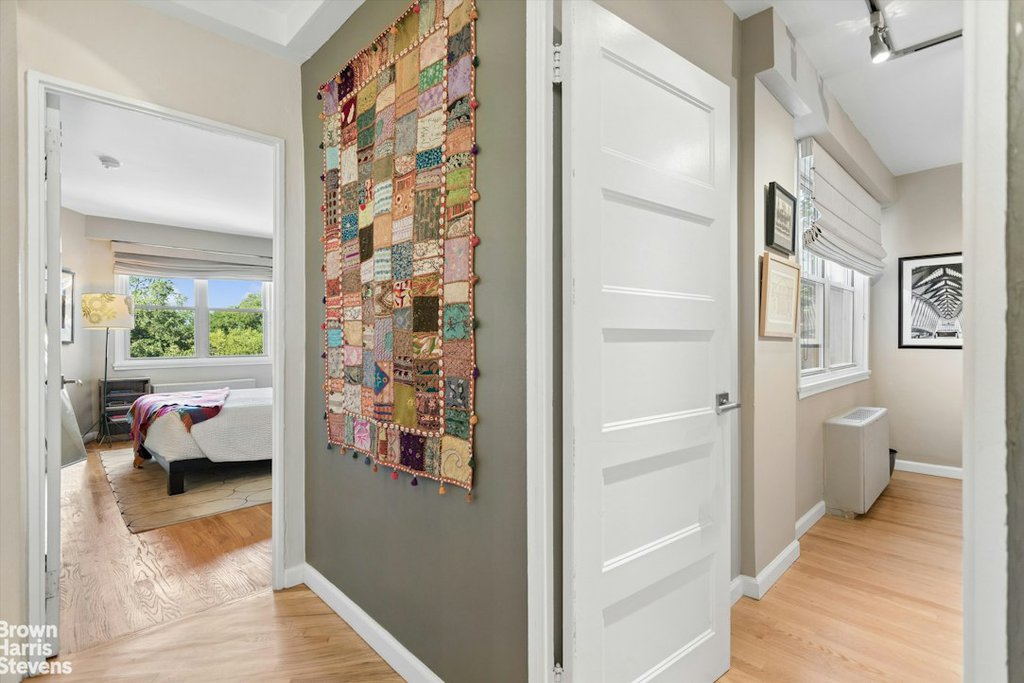 2621 Palisade avenue, Unit 1C photo 14