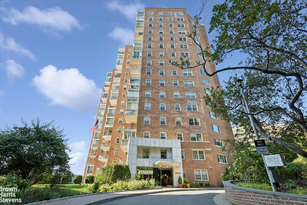 2621 Palisade avenue, Unit 1C photo 24