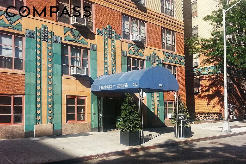 235 East 22nd Street, Unit 7B photo 14