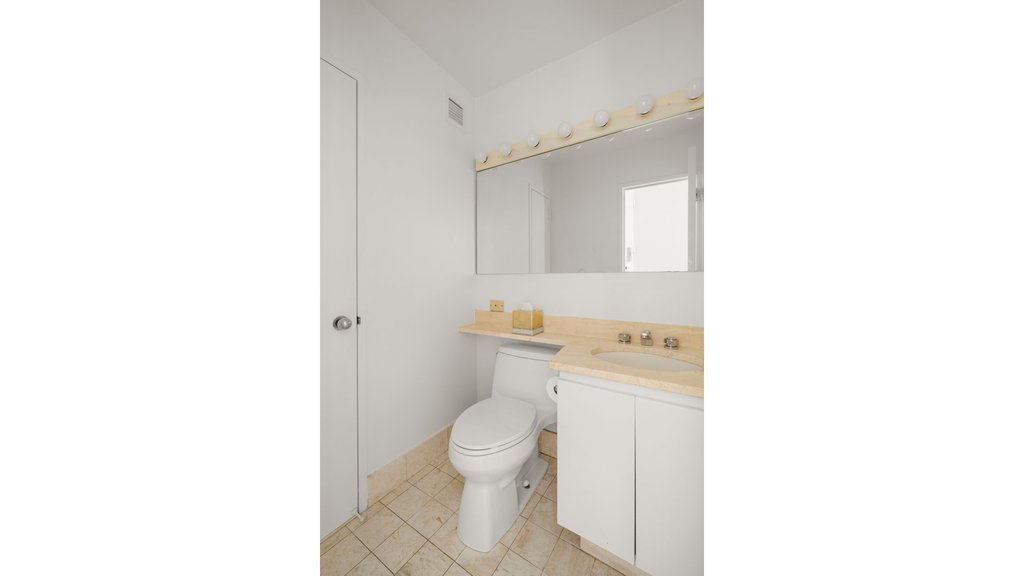 200 East 61st Street, Unit 8A photo 8