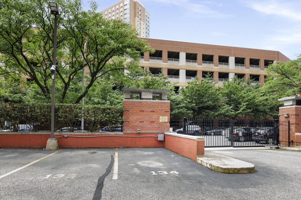62-54 97th Place, Unit 2BC photo 10