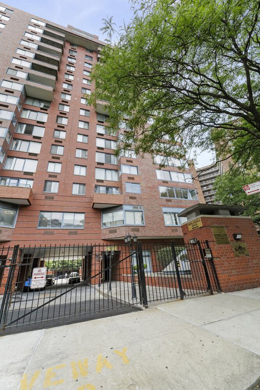 62-54 97th Place, Unit 2BC photo 11