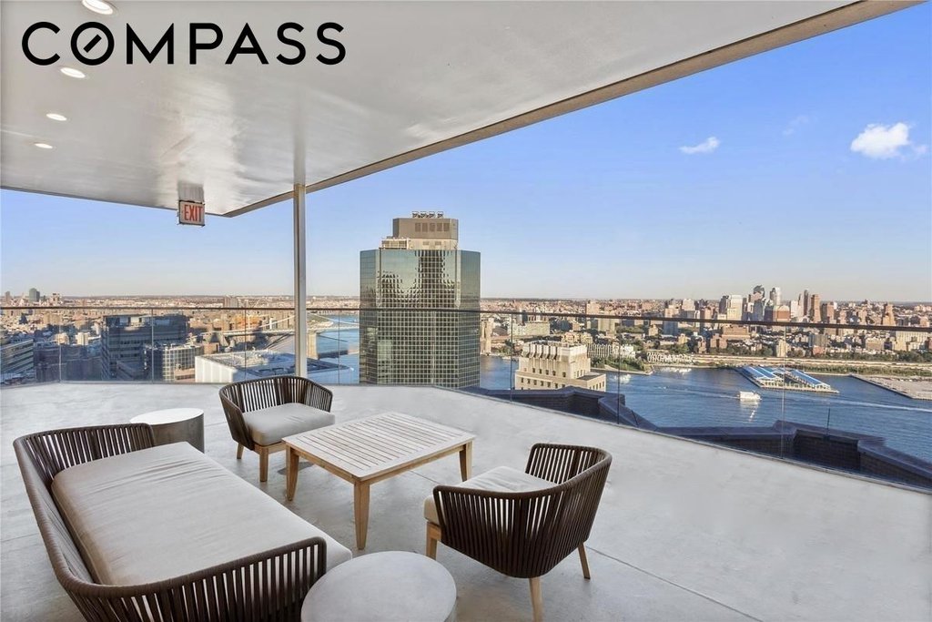 75 Wall Street, Unit 29O photo 15