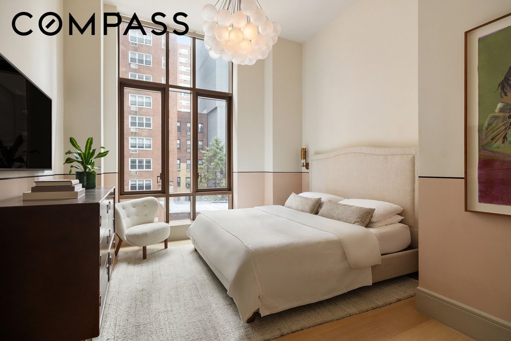 215 East 19th Street, Unit 3C photo 8