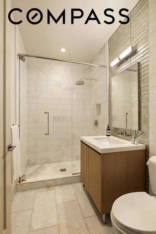 215 East 19th Street, Unit 3C photo 14