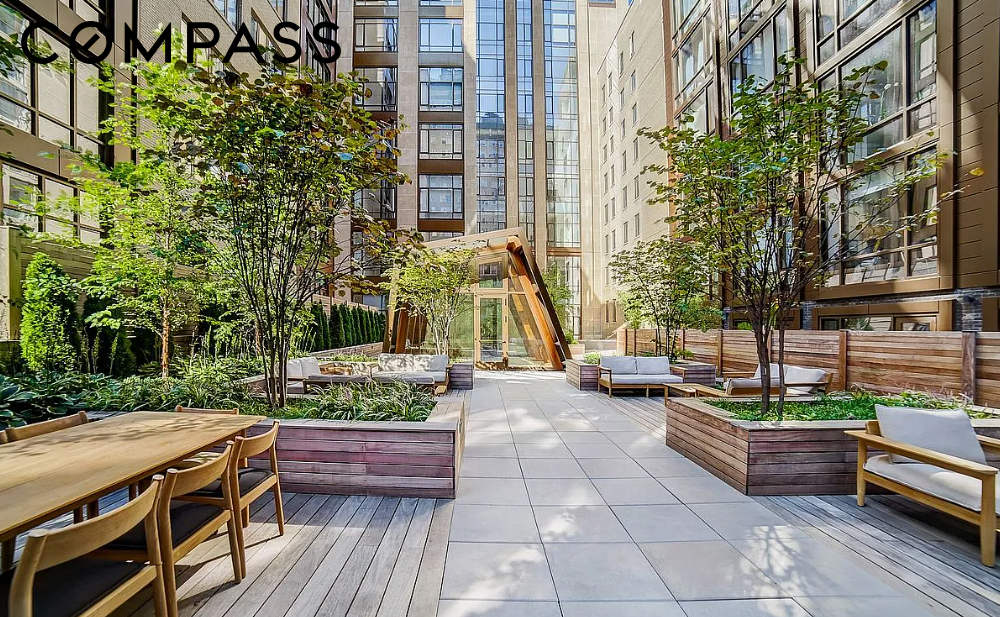 215 East 19th Street, Unit 3C photo 17