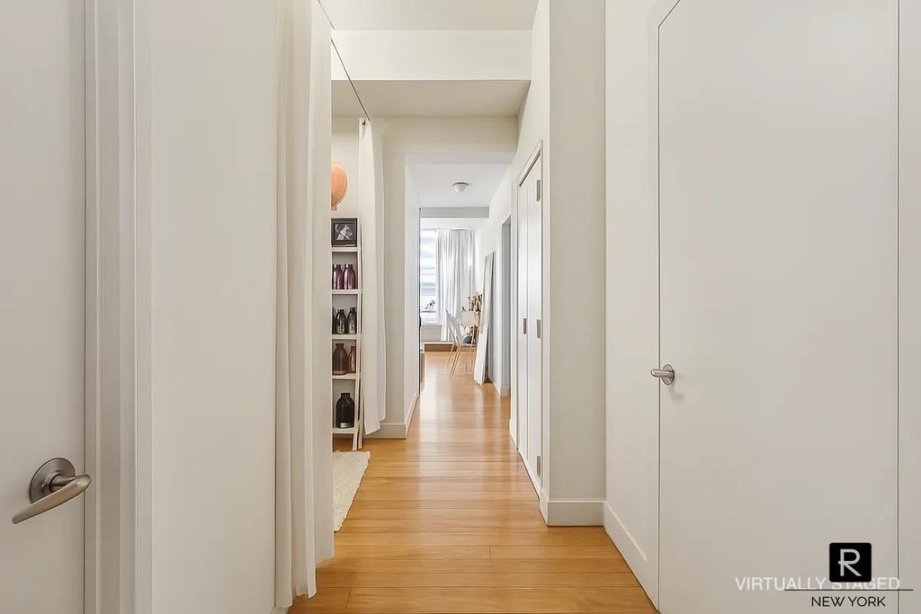 99 John Street, Unit 712 photo 5