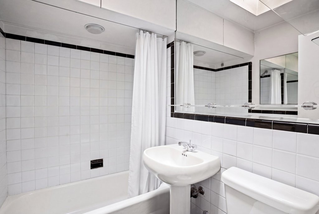 72 Perry Street, Unit 4B photo 5