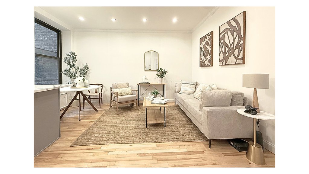 112 West 72nd Street, Unit 6F photo 2