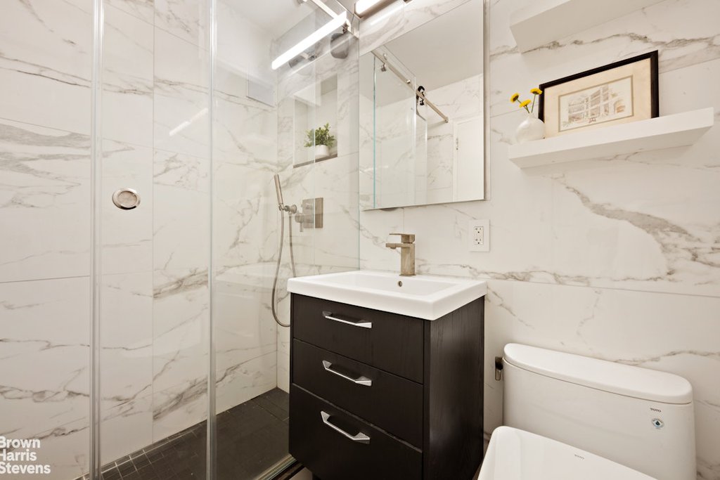 333 East 75th Street, Unit 8C photo 6