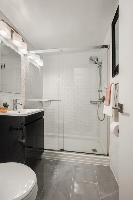 5 Tudor City Place, Unit 339 photo 8