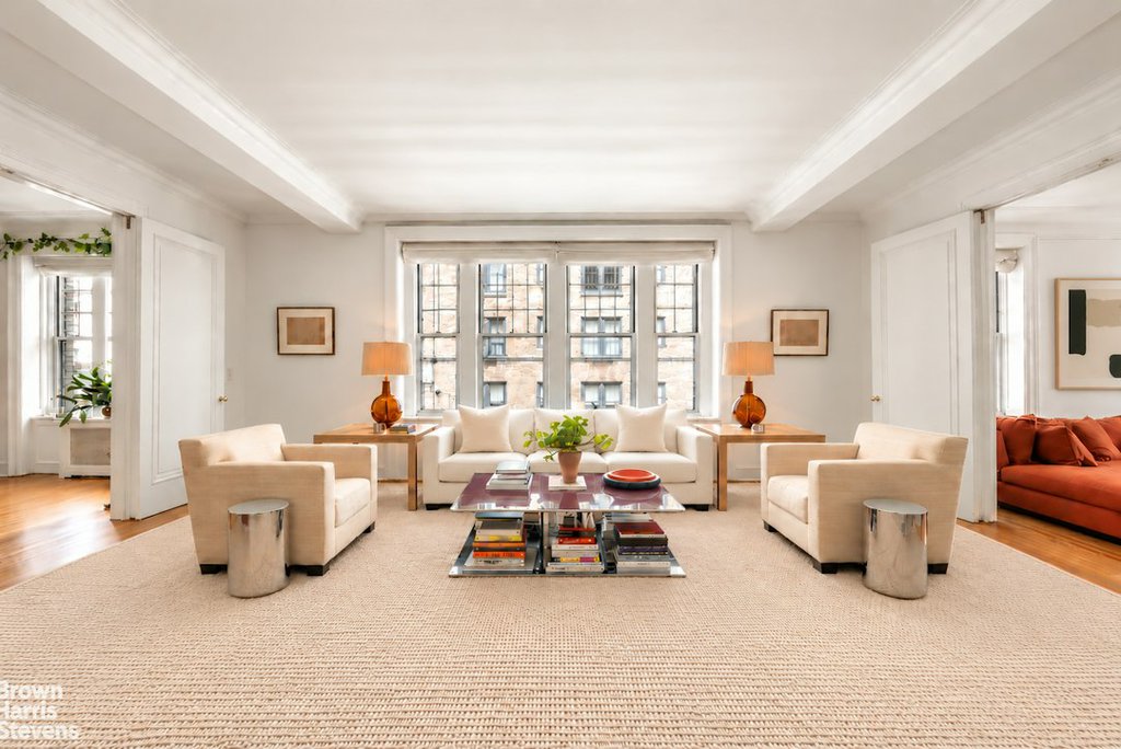 875 Park Avenue, Unit 9A