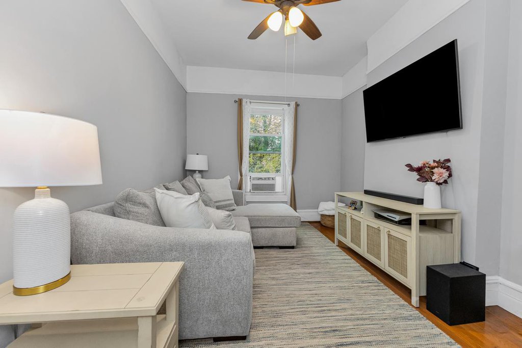 807 Lincoln Place – For Sale photo 10