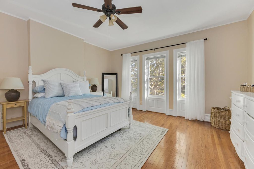 807 Lincoln Place – For Sale photo 11