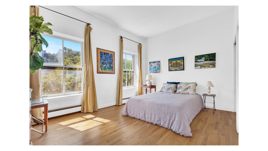467 West 22nd Street, Unit E photo 8