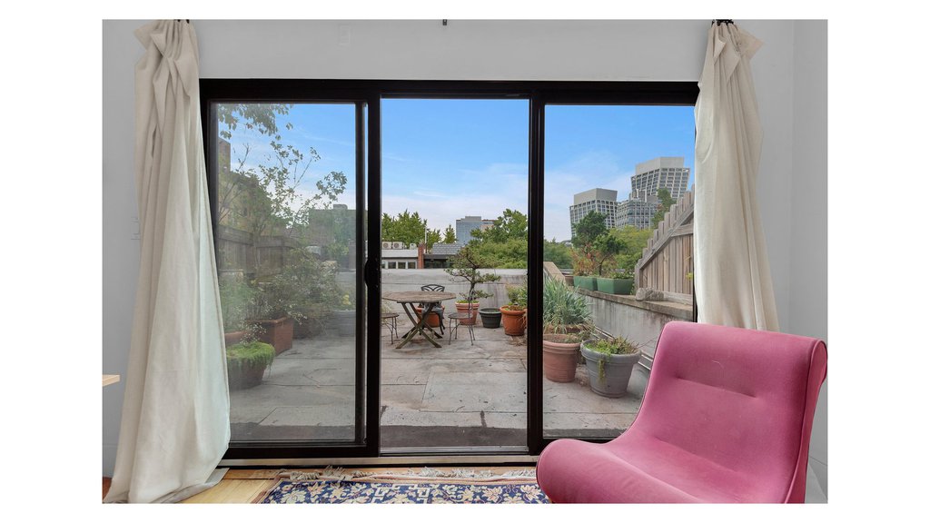 467 West 22nd Street, Unit E photo 11