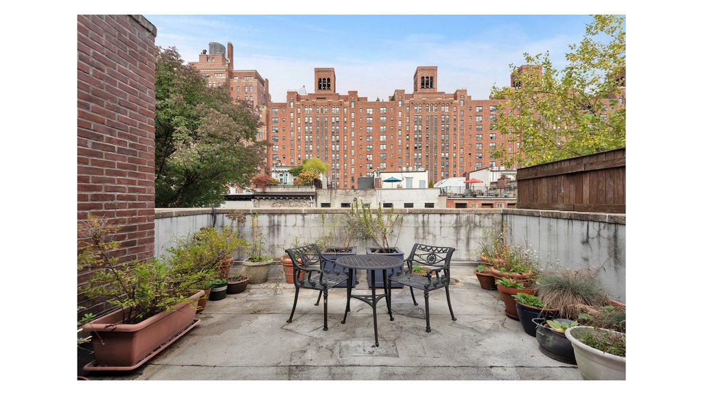 467 West 22nd Street, Unit E photo 29