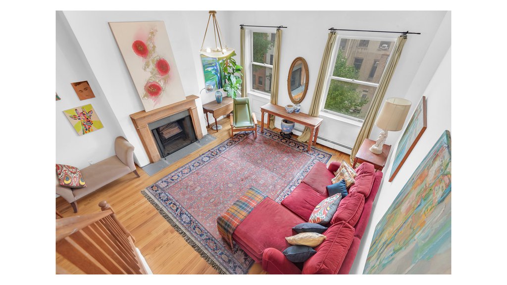467 West 22nd Street, Unit E photo 3