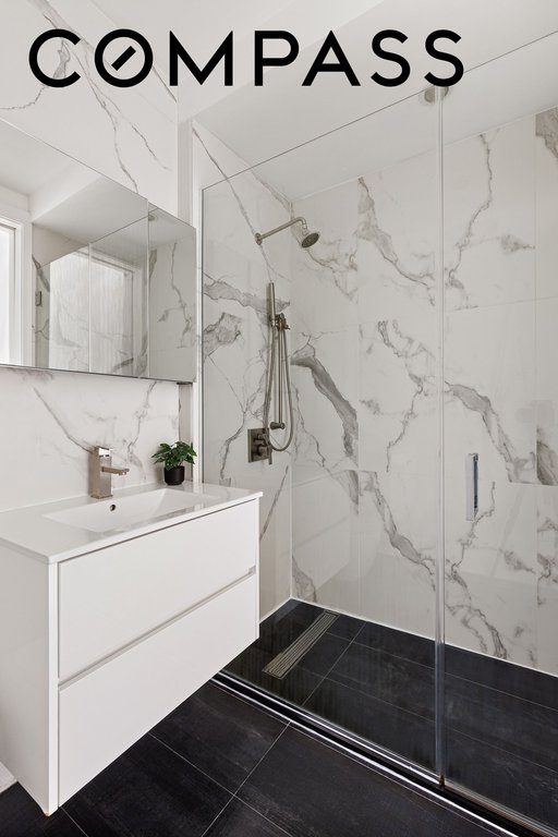 320 Humboldt Street, Unit 2 photo 6