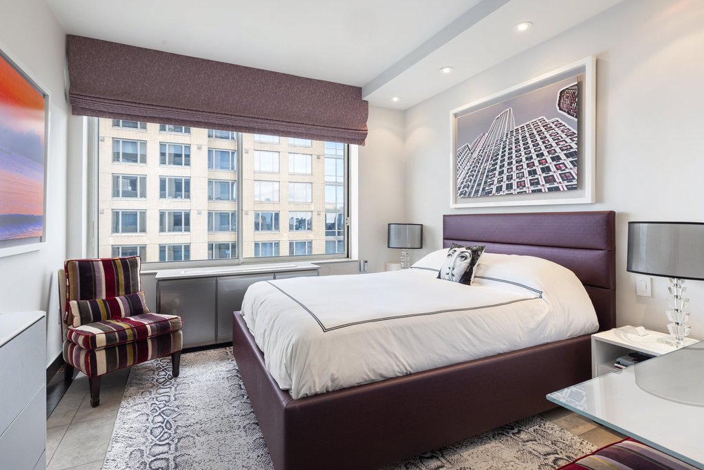 200 Riverside Boulevard, Unit 37D photo 7