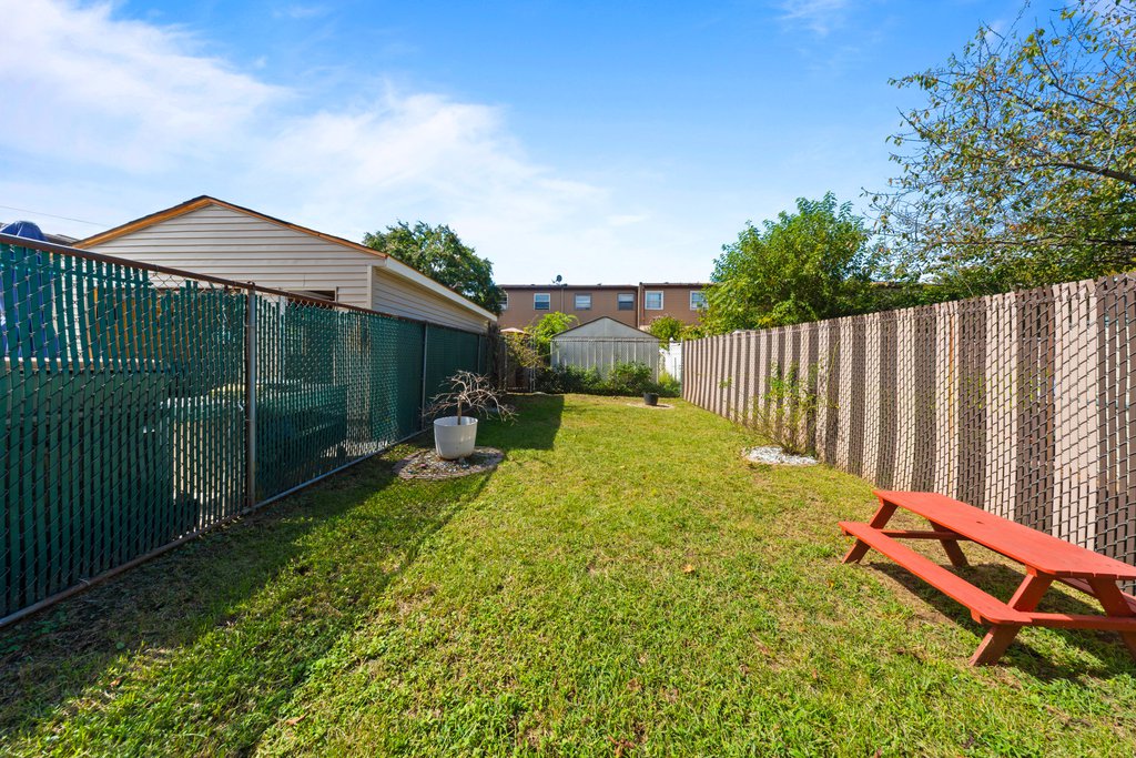 564 Shepherd Avenue – For Sale photo 13