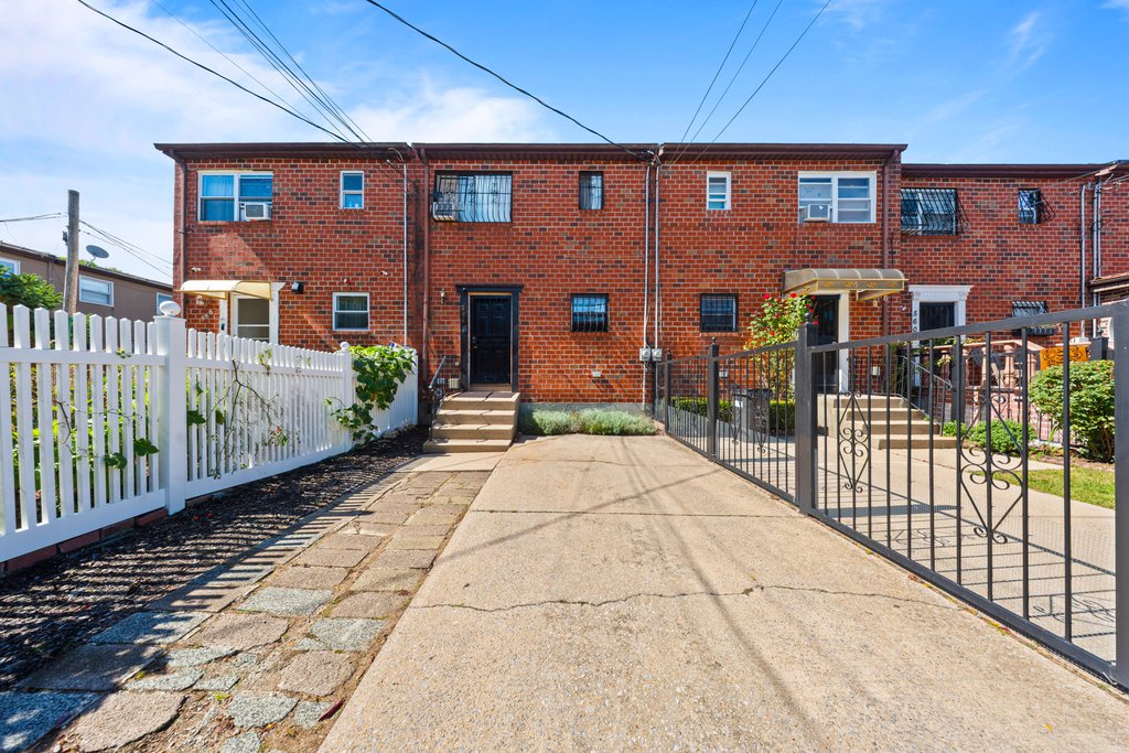 564 Shepherd Avenue – For Sale photo 15
