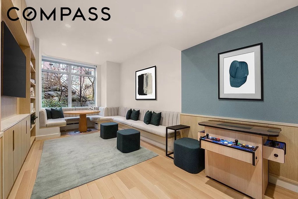 20 River Terrace, Unit 4J photo 17