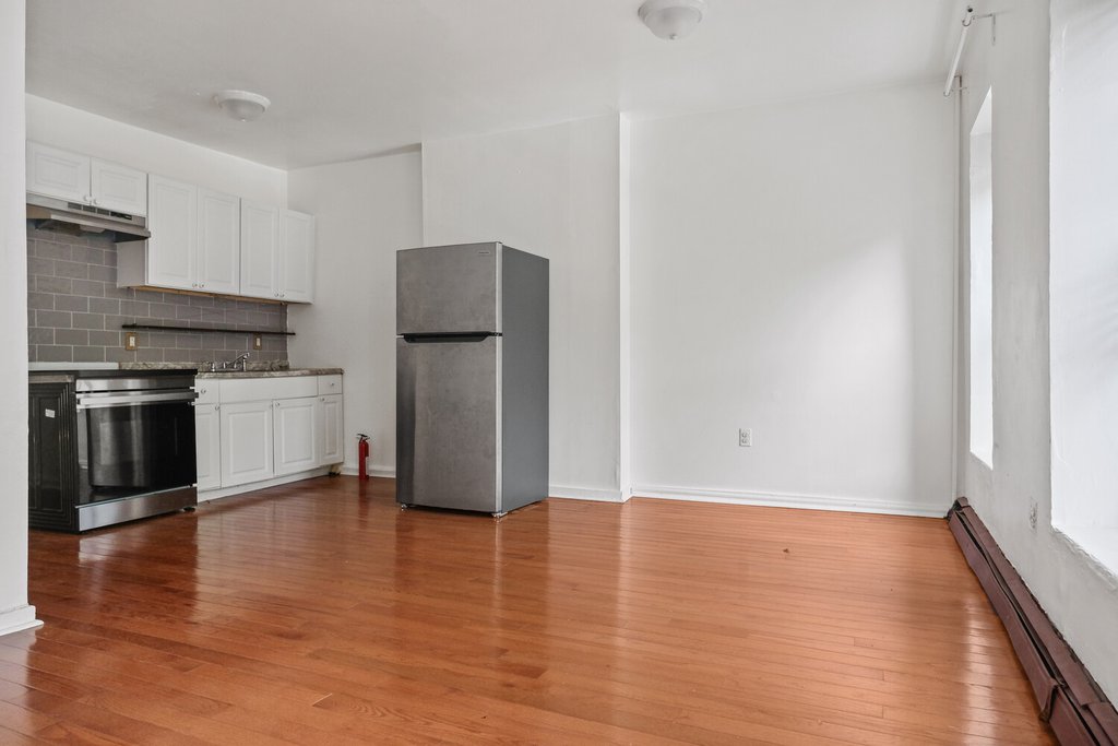 420 Quincy Street – For Sale photo 12
