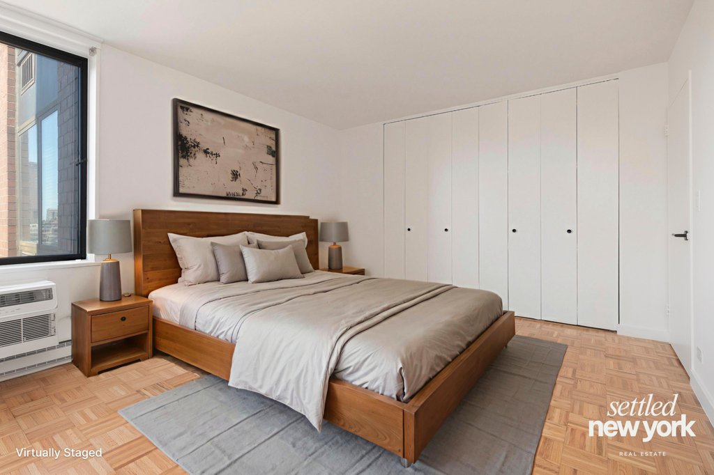 1601 Third Avenue, Unit 26C photo 6