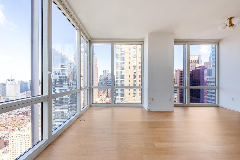 247 West 46th Street, Unit 4001